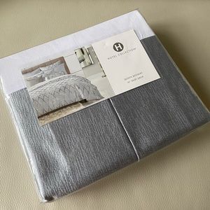 Hotel Collection bed skirt - queen size